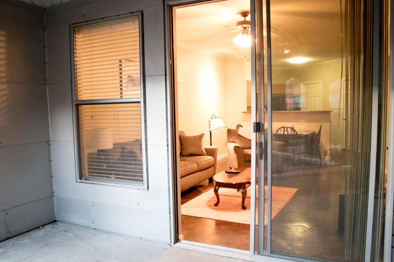 Downtown Dallas Beautiful Poolside Apartment Ngoại thất bức ảnh
