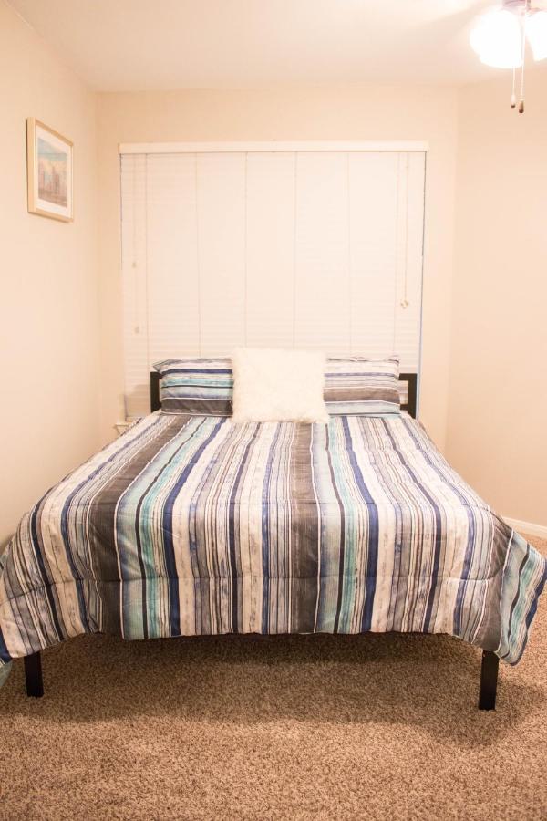 Downtown Dallas Beautiful Poolside Apartment Ngoại thất bức ảnh