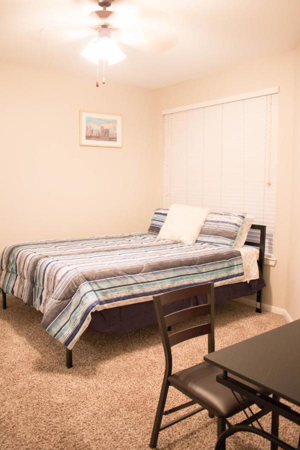 Downtown Dallas Beautiful Poolside Apartment Ngoại thất bức ảnh